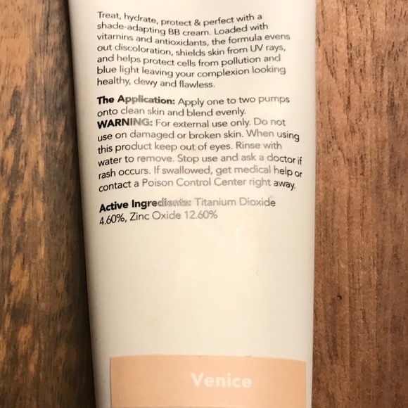 REVOLVE x Boscia Skin Perfecting BB with SPF 30 - Shade Venice - Picture 2 of 2